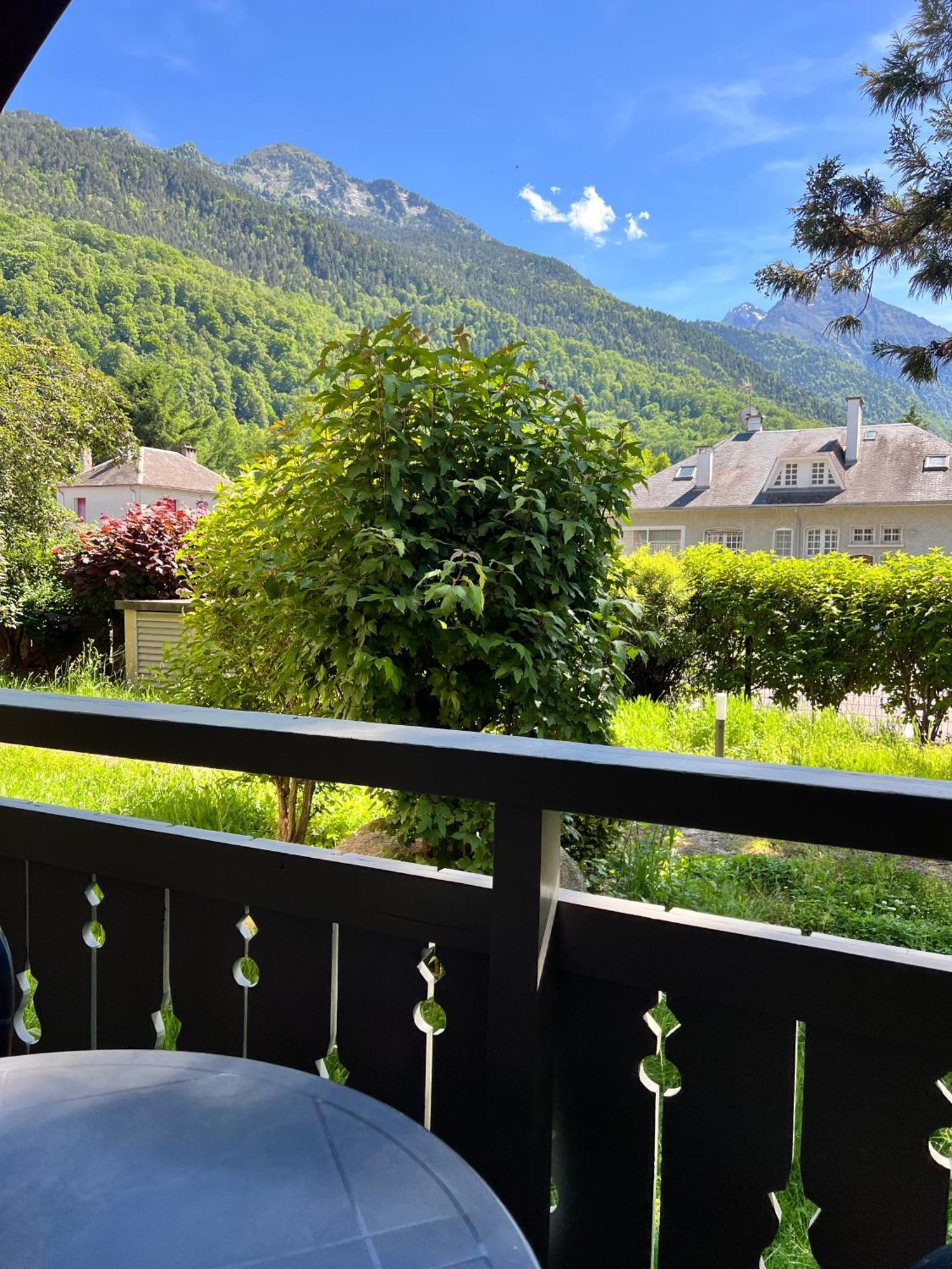 Sejour Spa Inclus Au Centre De St Lary Saint-Lary-Soulan Exterior photo